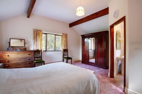 Principal bedroom