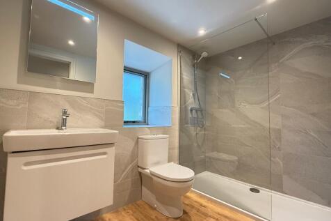 En suite shower room