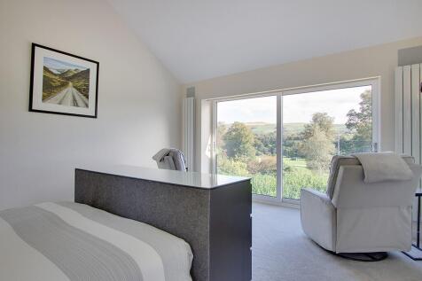 Principal bedroom