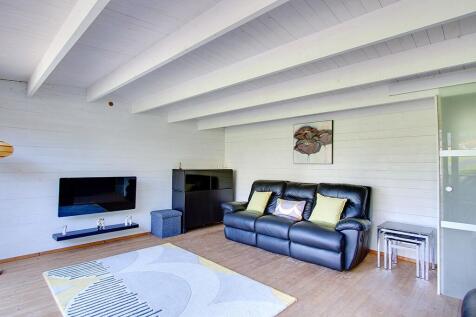 Summerhouse (Escape)