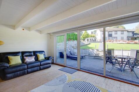 Summerhouse (Escape)