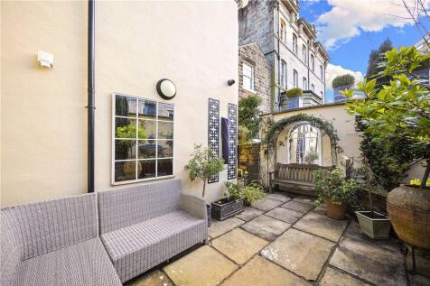 Courtyard Garden