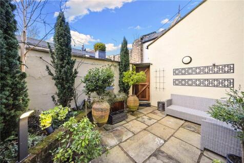 Courtyard Garden