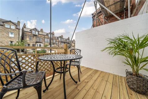 Private Courtyard