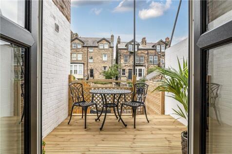 Private Courtyard