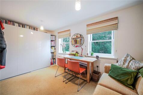 Bedroom 3/Study