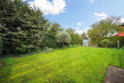 Lawned Garden