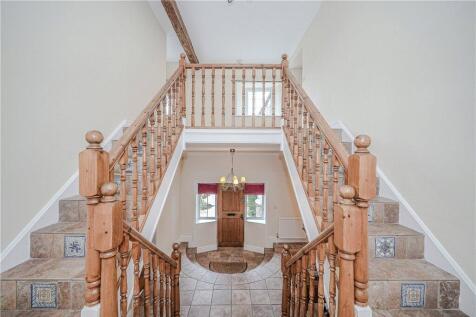 Feature Staircase