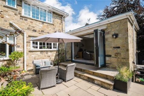 Rear Elevation/Patio