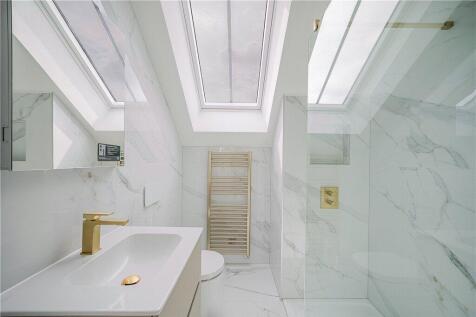 Bed 1 En-Suite