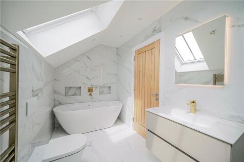 Master En-Suite