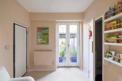 Property Image 11
