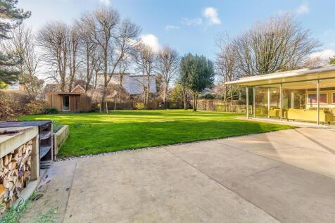 Putney Garden