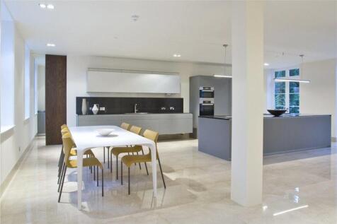 Open-plan living spa