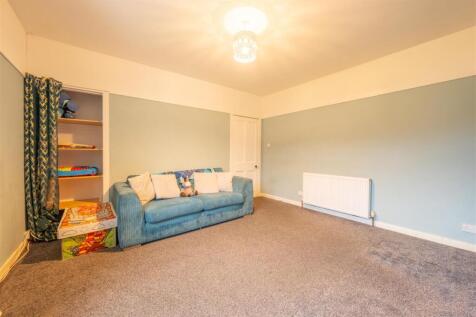 darnhall inside-9.jpg