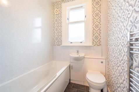 darnhall inside-3.jpg