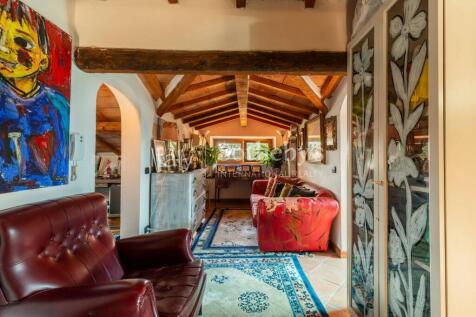 Property Image 12