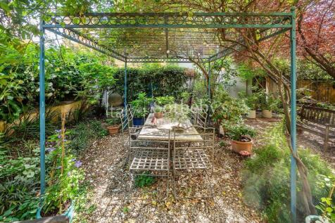 Property Image 9