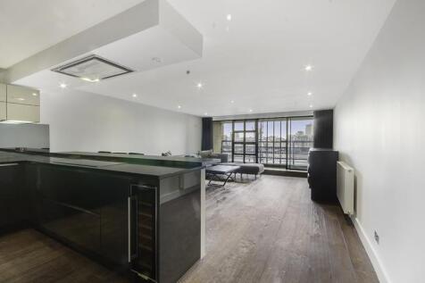 Kitchen &amp; Reception