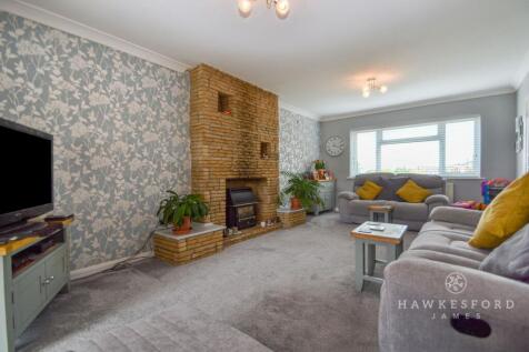 Fairleas, Sittingbourne - Lounge