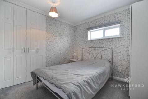 Fairleas, Sittingbourne - Bedroom 3