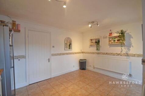 Taillour Close, Sittingbourne - Kitchen/diner