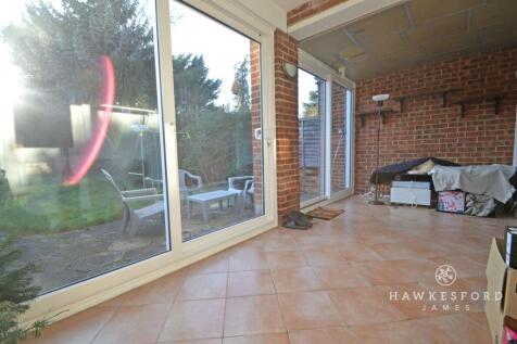 Springfield Road, Sittingbourne - Sun lounge