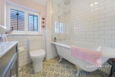 White Admiral Grove, Sittingbourne - Bathroom