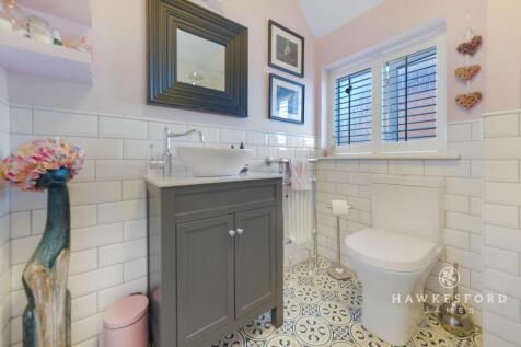 White Admiral Grove, Sittingbourne - Bathroom