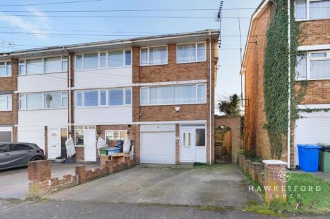 100 Millfield, Sittingbourne - Front