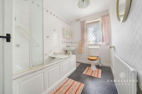 Albion Plane, Newington - Bathroom
