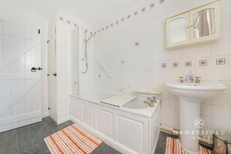 Albion Plane, Newington - Bathroom