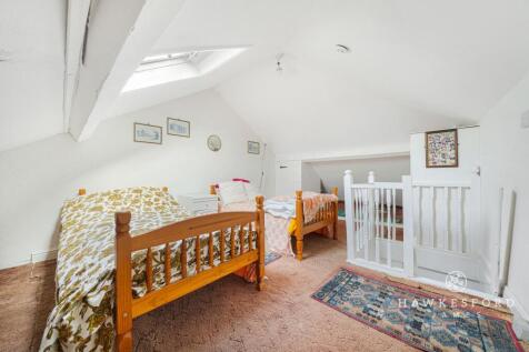 Albion Plane, Newington - Loft room
