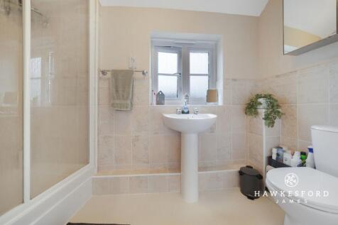 School Lane, Iwade - Ensuite