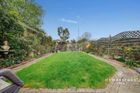 Grovehurst Road, Sittingbourne - Garden