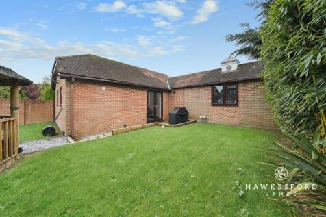 The Meadows, Sittingbourne - Rear garden