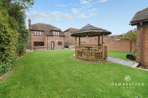 The Meadows, Sittingbourne - Rear garden