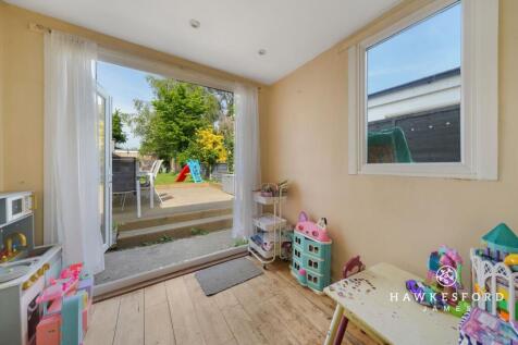 Station Row, Teynham - Breakfast room