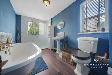 Station Row, Teynham - Bathroom
