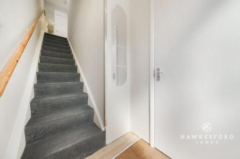 Shakespeare Road, Sittingbourne - Entrance hall