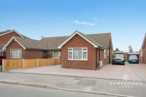 Gadby Road, Sittingbourne - Front