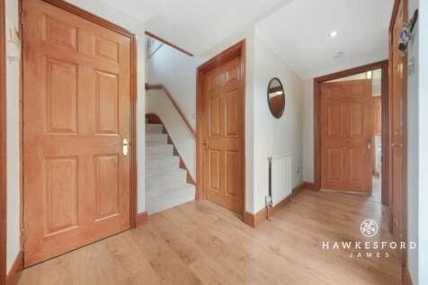 Cellar Hill, Lynsted - Entrance hall