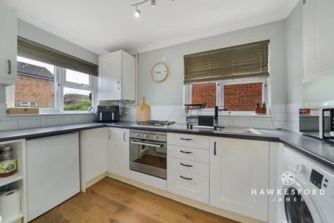 Diligent Drive, Sittingbourne - Kitchen
