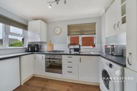 Diligent Drive, Sittingbourne - Kitchen