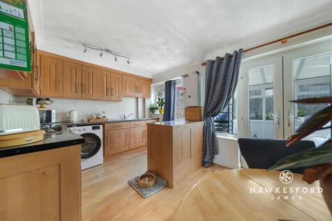 Keswick Avenue, Sittingbourne - Kitchen/diner