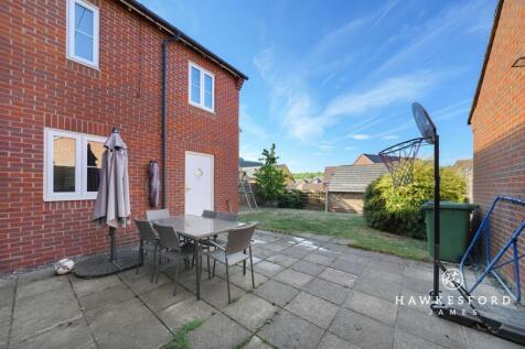 Monarch Drive, Sittingbourne - Garden