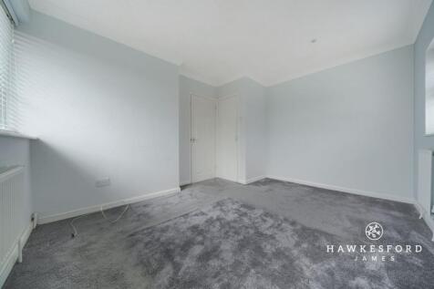 Temple Gardens, Sittingbourne - Bedroom 1