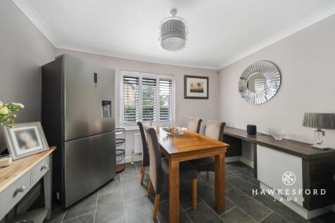 Sharfleet Crescent, Iwade - Kitchen
