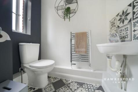 Sharfleet Crescent,  Iwade - WC