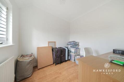 Sharfleet Crescent, Iwade - Bedroom 3